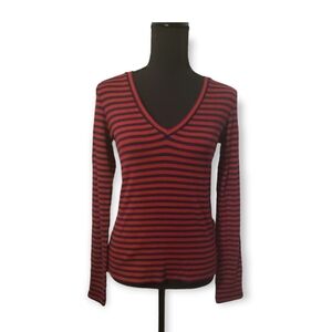 Levi's longsleeve top